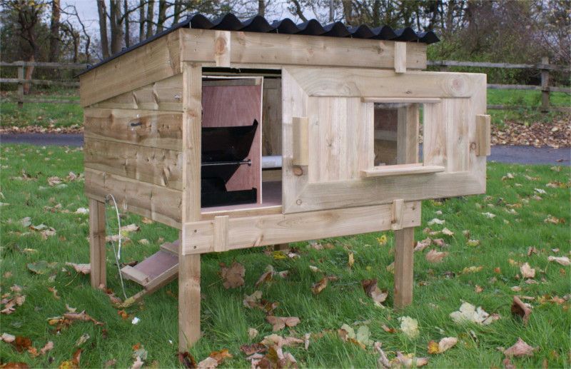 cheshire chicken coop with legs