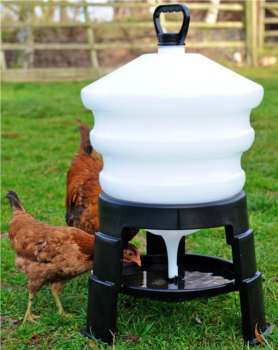 BEC Tripod Drinker 30 ltr